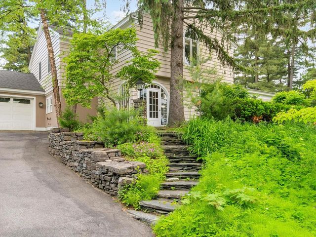 125 Cliff Street, Burlington, VT 05401