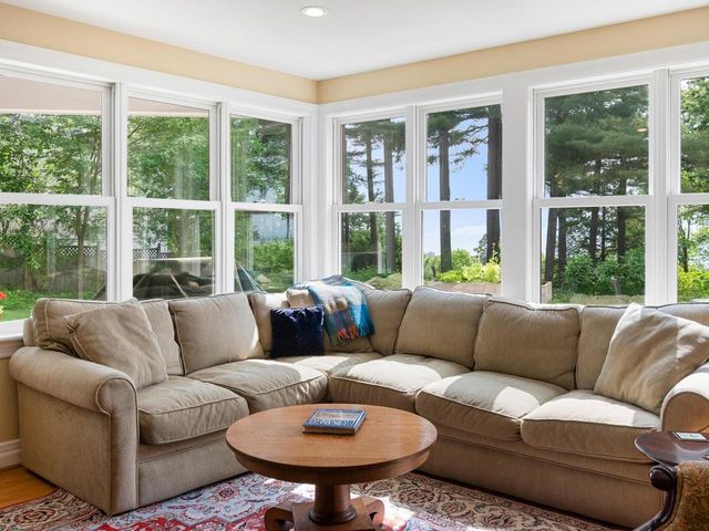 125 Cliff Street, Burlington, VT 05401