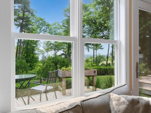 125 Cliff Street, Burlington, VT 05401