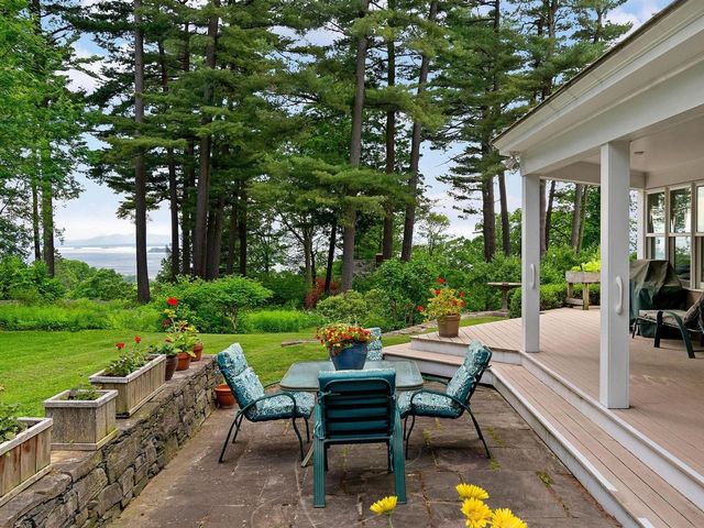 125 Cliff Street, Burlington, VT 05401