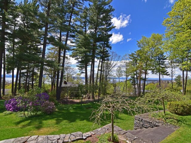 125 Cliff Street, Burlington, VT 05401