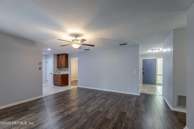 8854 OSPREY Lane, Jacksonville, FL 32217