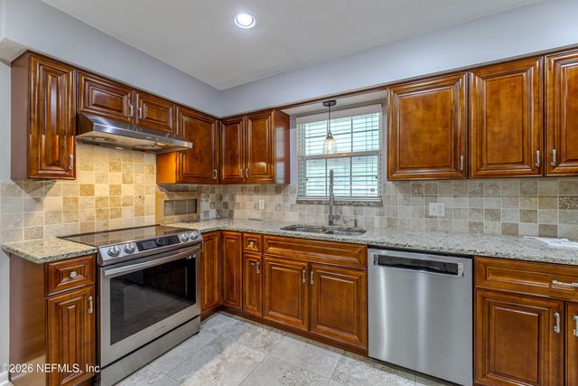 8854 OSPREY Lane, Jacksonville, FL 32217