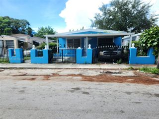 6950 NW 6th Court, Miami, FL 33150