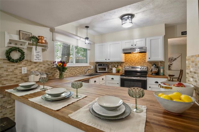 12224 Gun Oak Place, Spring, TX 77380