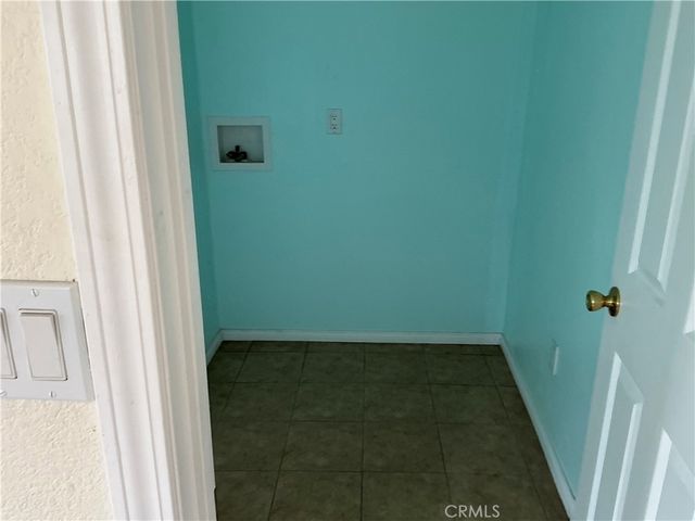 1947 Delta, Los Angeles, CA 90026