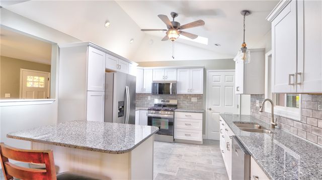 15 Tin Can Alley, Phelps, NY 14456