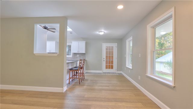 15 Tin Can Alley, Phelps, NY 14456