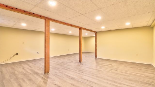 15 Tin Can Alley, Phelps, NY 14456