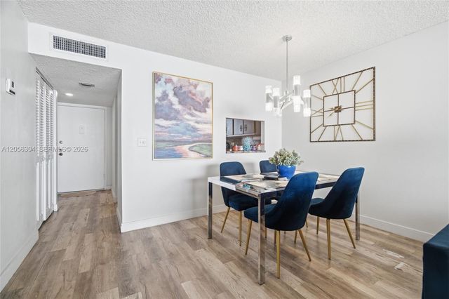 3090 Holiday Springs Boulevard 204, Margate, FL 33063