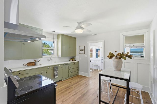 1373 48th St, Sacramento, CA 95819