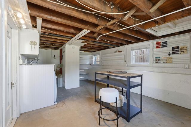 1373 48th St, Sacramento, CA 95819