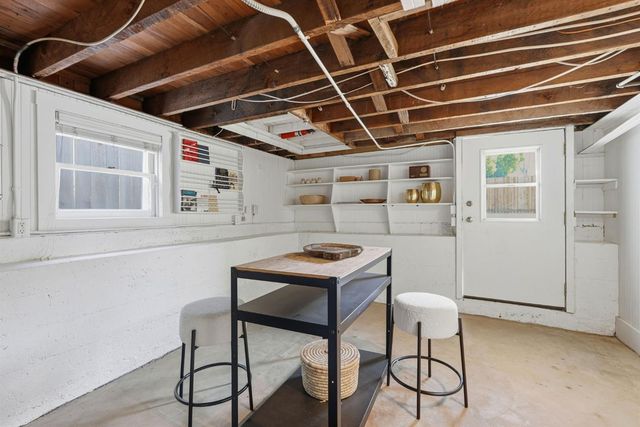 1373 48th St, Sacramento, CA 95819