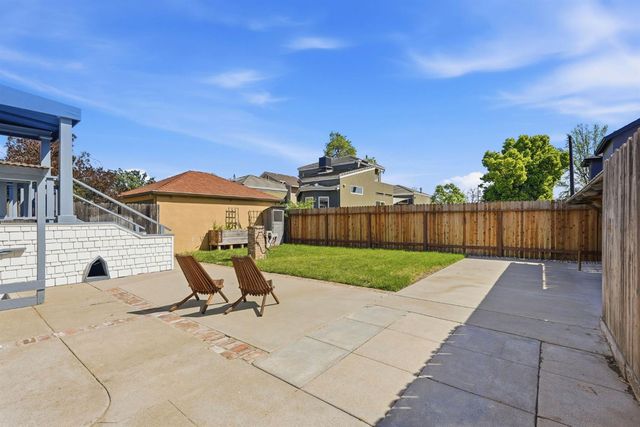 1373 48th St, Sacramento, CA 95819
