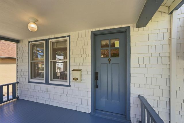 1373 48th St, Sacramento, CA 95819