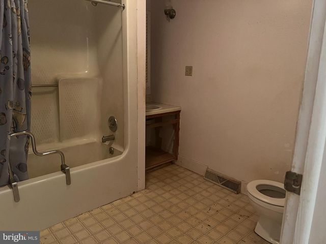 120 HIGH ST, Leesburg, NJ 08327