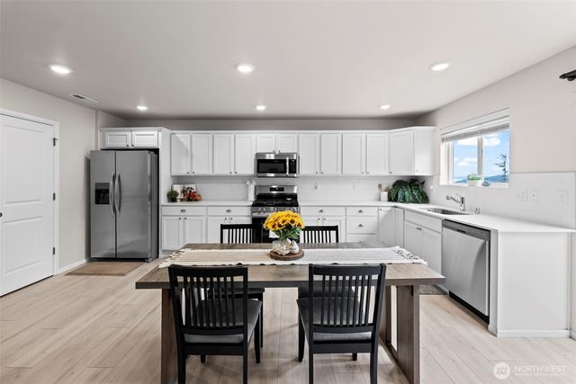 361 NE Ridge Point Boulevard, Belfair, WA 98528