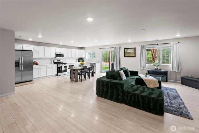 361 NE Ridge Point Boulevard, Belfair, WA 98528