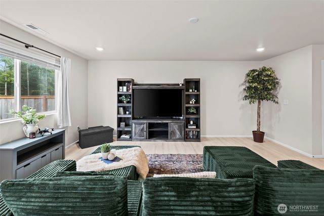 361 NE Ridge Point Boulevard, Belfair, WA 98528