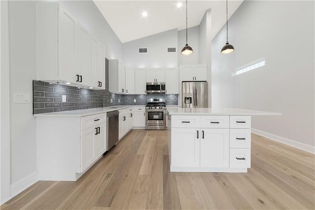 1210 Brentwood ST 2, Austin, TX 78757