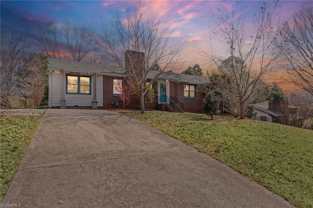 1401 Drumcliffe Road, Winston-salem, NC 27103