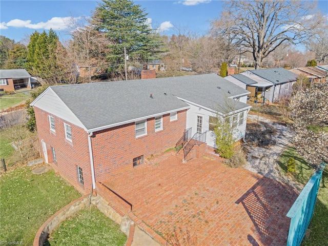 1401 Drumcliffe Road, Winston-salem, NC 27103