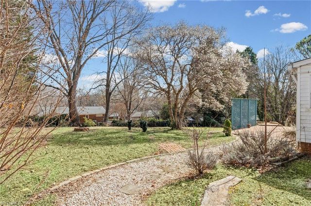 1401 Drumcliffe Road, Winston-salem, NC 27103