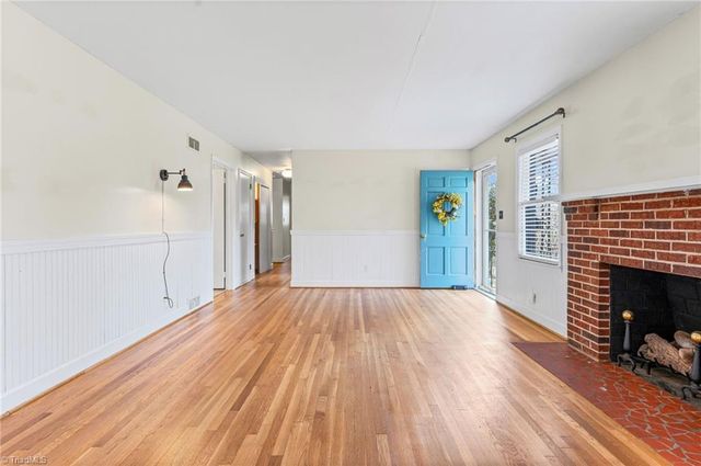 1401 Drumcliffe Road, Winston-salem, NC 27103