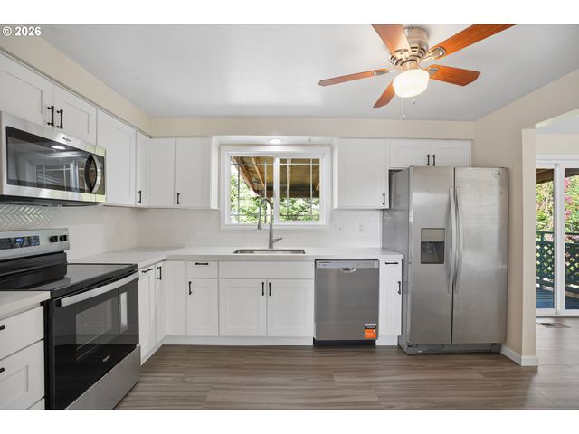 1453 Se 29TH Ct, Troutdale, OR 97060