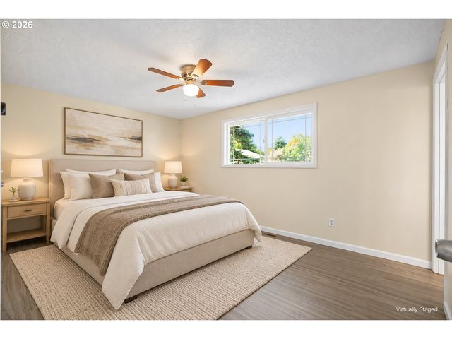 1453 Se 29TH Ct, Troutdale, OR 97060