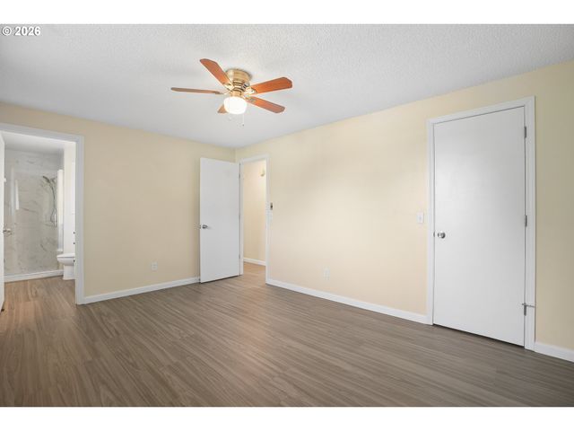 1453 Se 29TH Ct, Troutdale, OR 97060