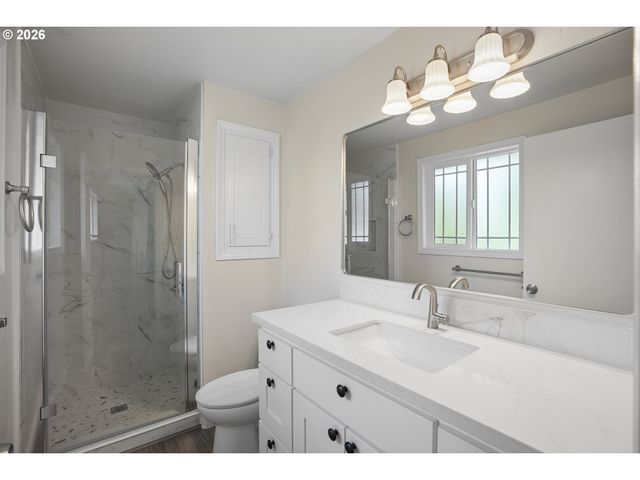 1453 Se 29TH Ct, Troutdale, OR 97060