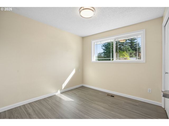 1453 Se 29TH Ct, Troutdale, OR 97060