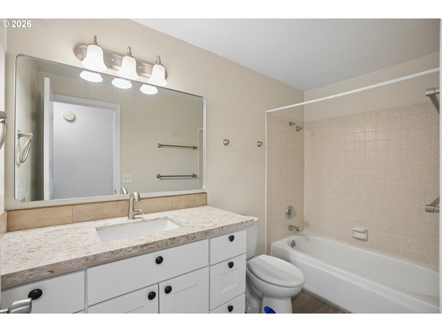 1453 Se 29TH Ct, Troutdale, OR 97060