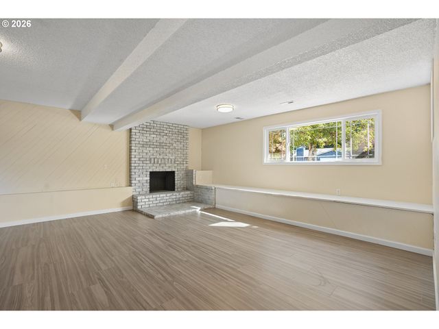 1453 Se 29TH Ct, Troutdale, OR 97060