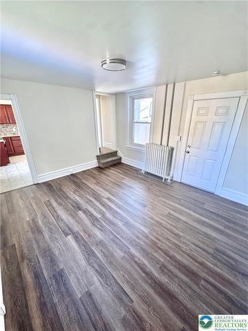 21 West Main Street 2, Macungie Boro, PA 18062