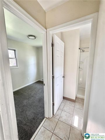 21 West Main Street 2, Macungie Boro, PA 18062