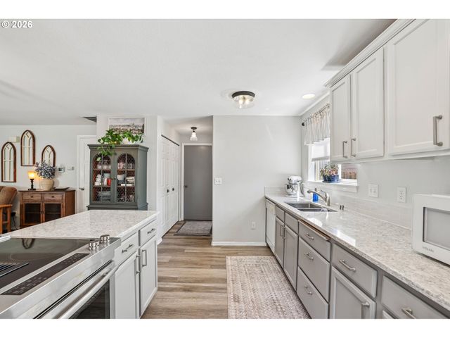 9912 Ne 44TH Ct, Vancouver, WA 98686