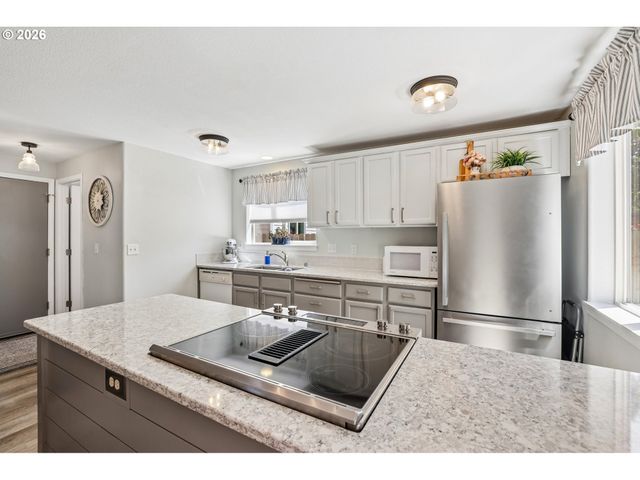 9912 Ne 44TH Ct, Vancouver, WA 98686