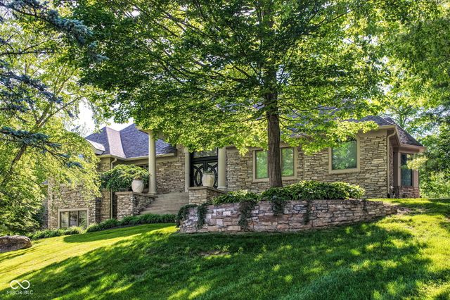 201 S Creedmoor Way, Anderson, IN 46011