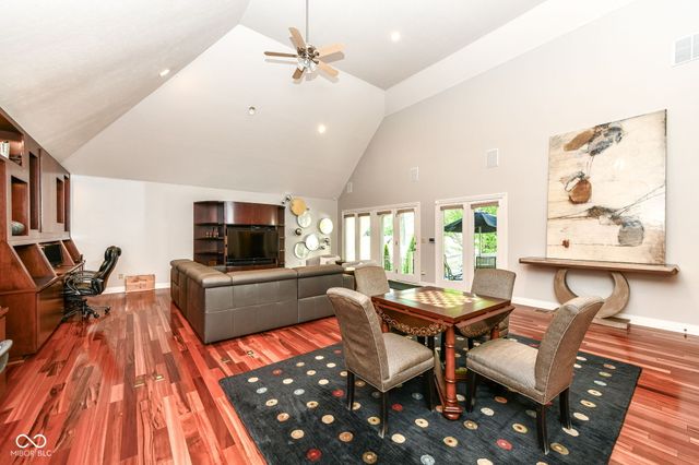 201 S Creedmoor Way, Anderson, IN 46011