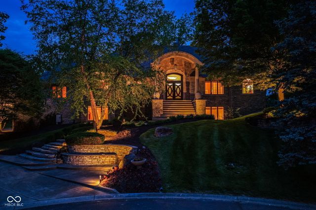 201 S Creedmoor Way, Anderson, IN 46011