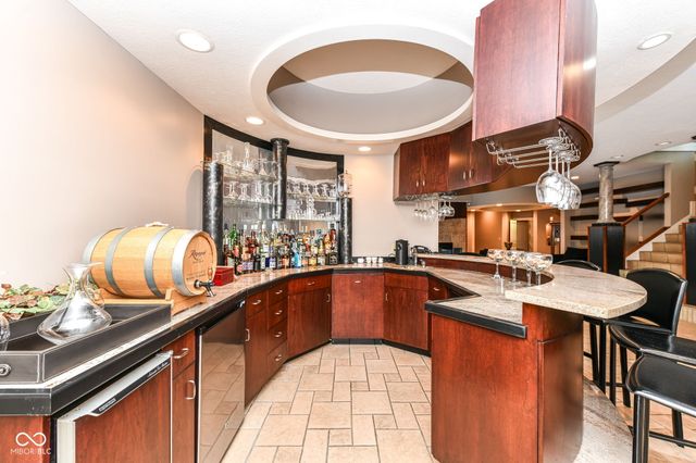 201 S Creedmoor Way, Anderson, IN 46011