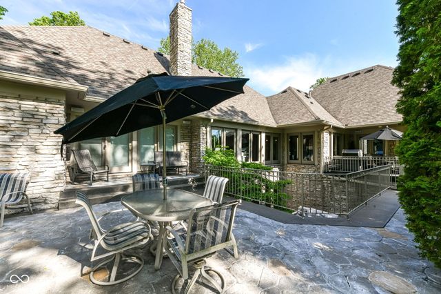 201 S Creedmoor Way, Anderson, IN 46011