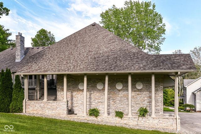 201 S Creedmoor Way, Anderson, IN 46011