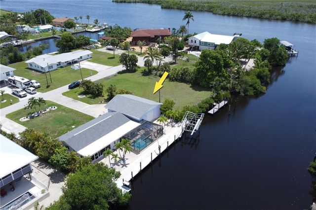 5251-5253 Serenity CV, Bokeelia, FL 33922