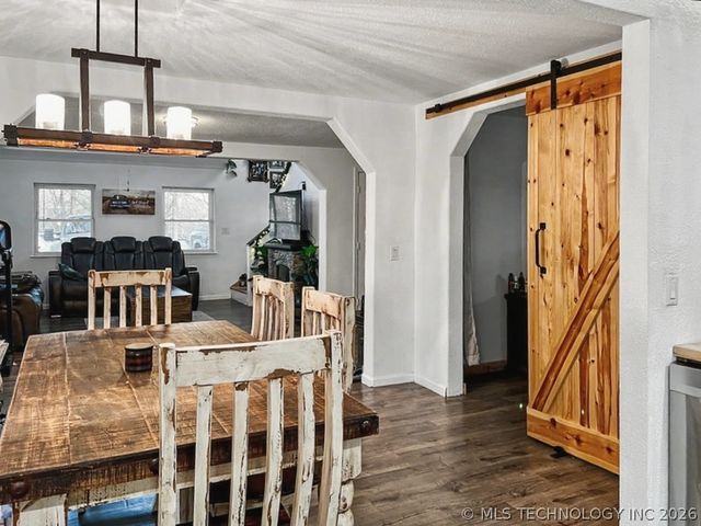 17902 E 688 Road, Tahlequah, OK 74464