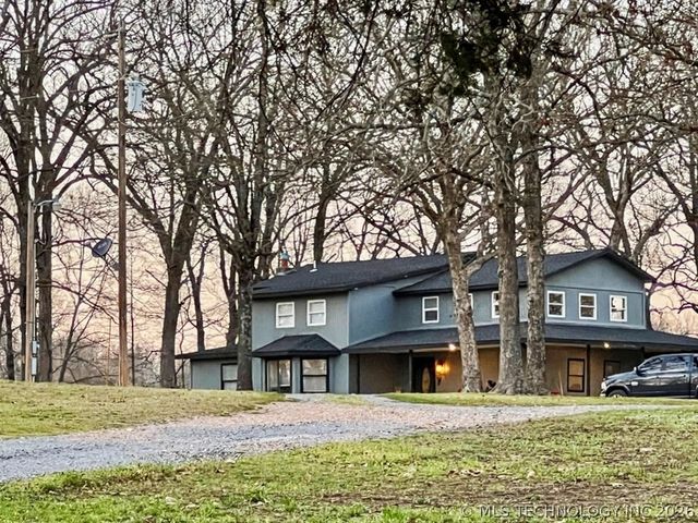 17902 E 688 Road, Tahlequah, OK 74464