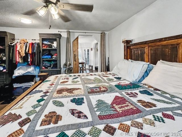 17902 E 688 Road, Tahlequah, OK 74464