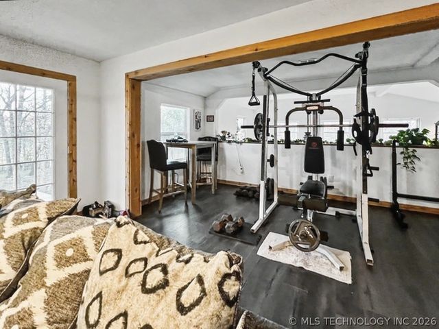 17902 E 688 Road, Tahlequah, OK 74464